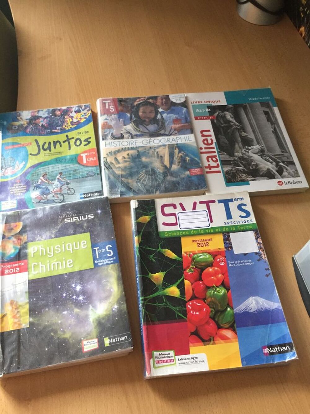 LOT DE LIVRES TERMINALE S
Livres et BD