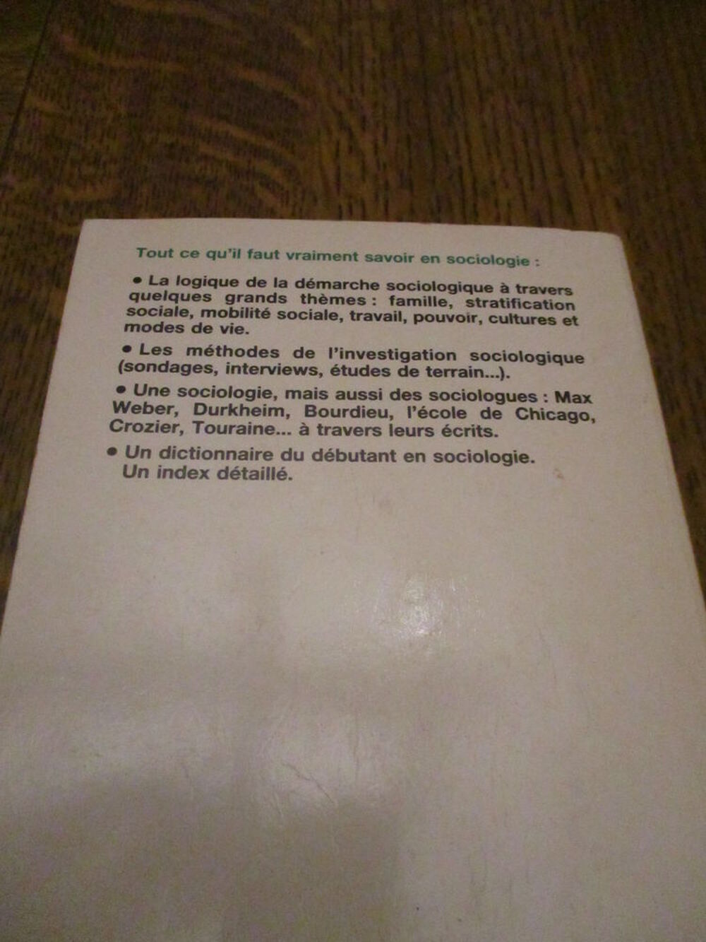 Initiation &agrave; la sociologie de M; GIACOBBI et J.P. ROUX 1990 