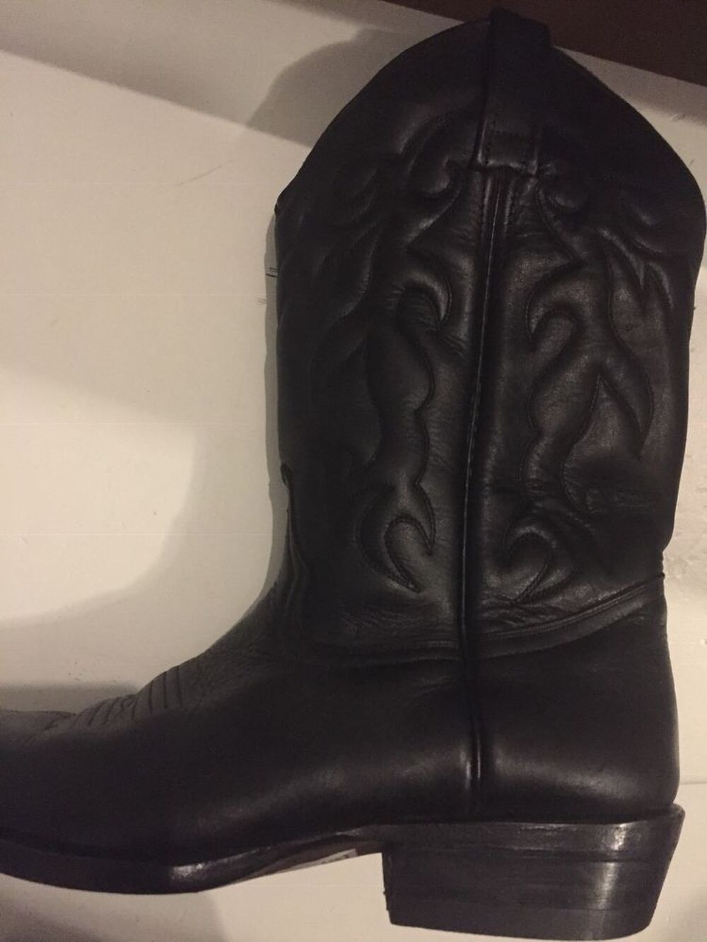 santiags EN CUIR NOIR P39 mixte Chaussures