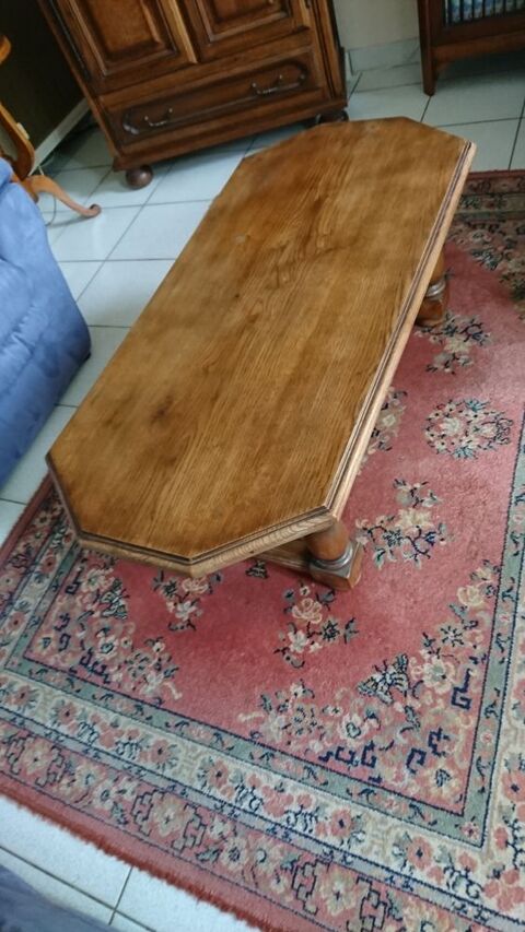 Table de salon en ch�ne fabrication artisanale 40 Agon-Coutainville (50)