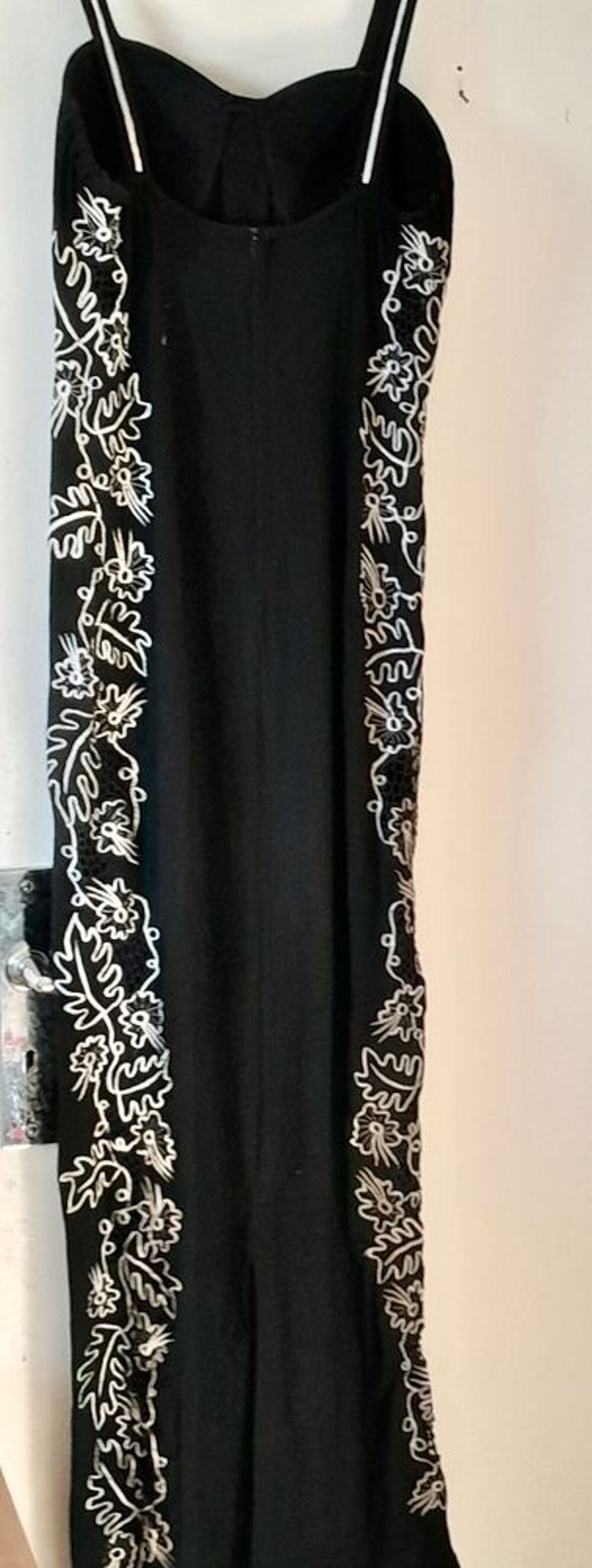 Robe longue noire moulante Vêtements