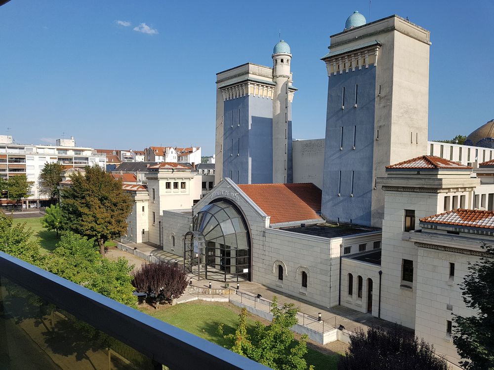  appartement face aux thermes pour curistes Auvergne, Vichy (03200)