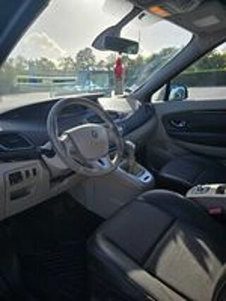 Sc&eacute;nic III Grand dCi 110 FAP eco2 Energy 5 pl 2011 occasion 91300 Massy