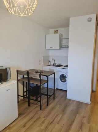  Appartement  louer 1 pice 22 m Chambry