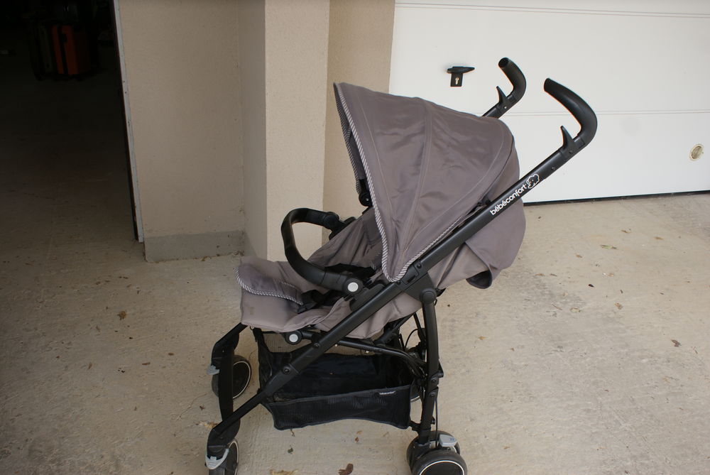 POUSSETTE BEBE Mobilier enfants