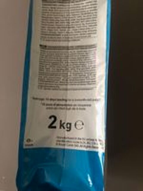  sacs de croquettes neuf de 2 kg pour chiots 
