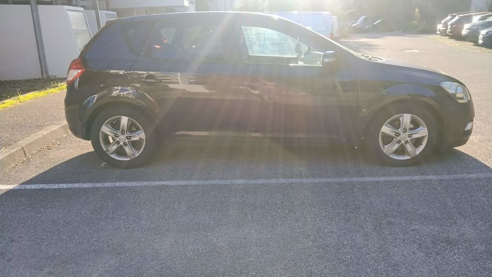 Ceed Cee'd 1.6L CRDi 115 ISG Euro 5 Style 2010 occasion 73800 Montm&eacute;lian