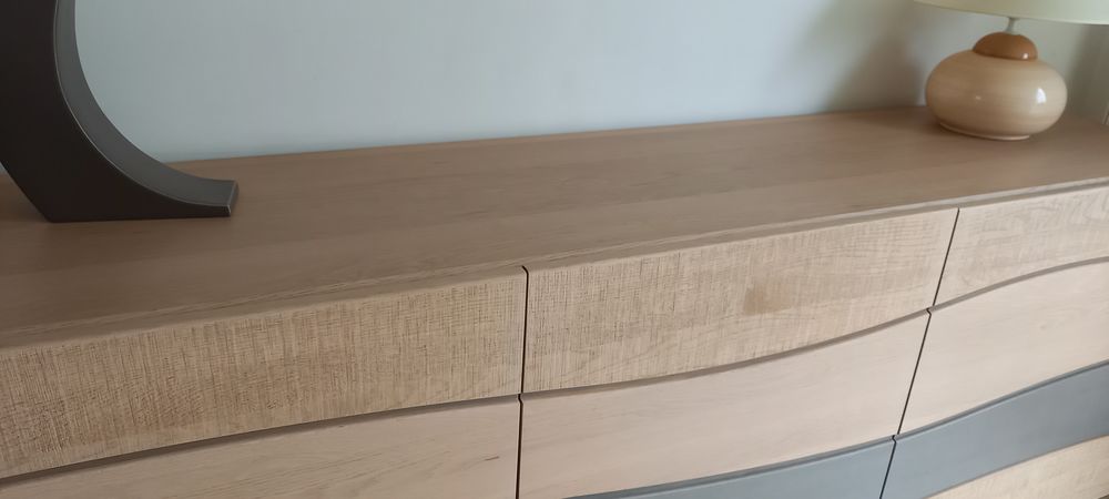 Enfilade, table, chaises Meubles