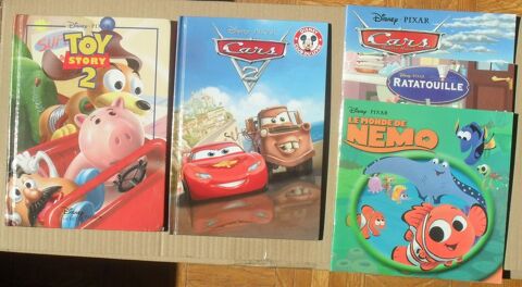 Lot de 5 livres pour enfants de la s�rie Disney Pixar. 14 Montreuil (93)