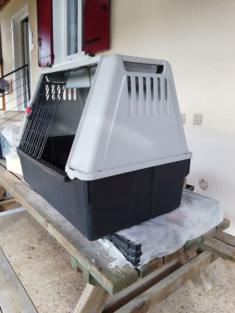   Caisse transport de chiens  
