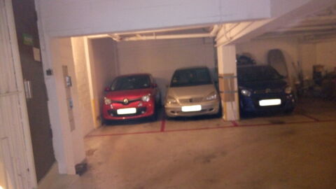  Parking / Garage  louer 15 m