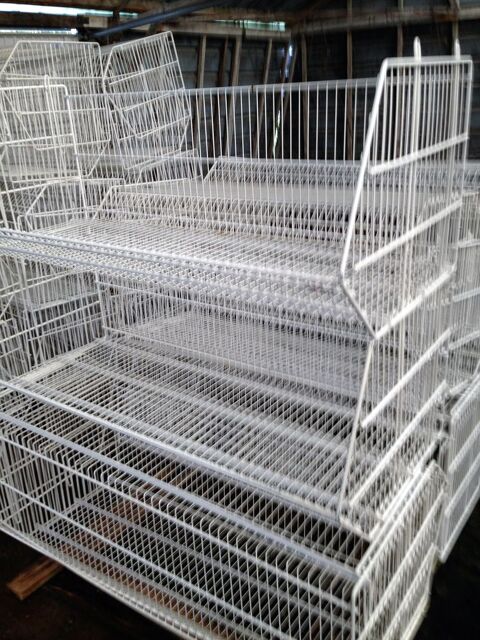 Casiers m�talliques empilables 9 Sarpourenx (64)