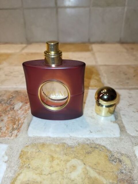 Flacon de parfum 12 Paris 10 (75)