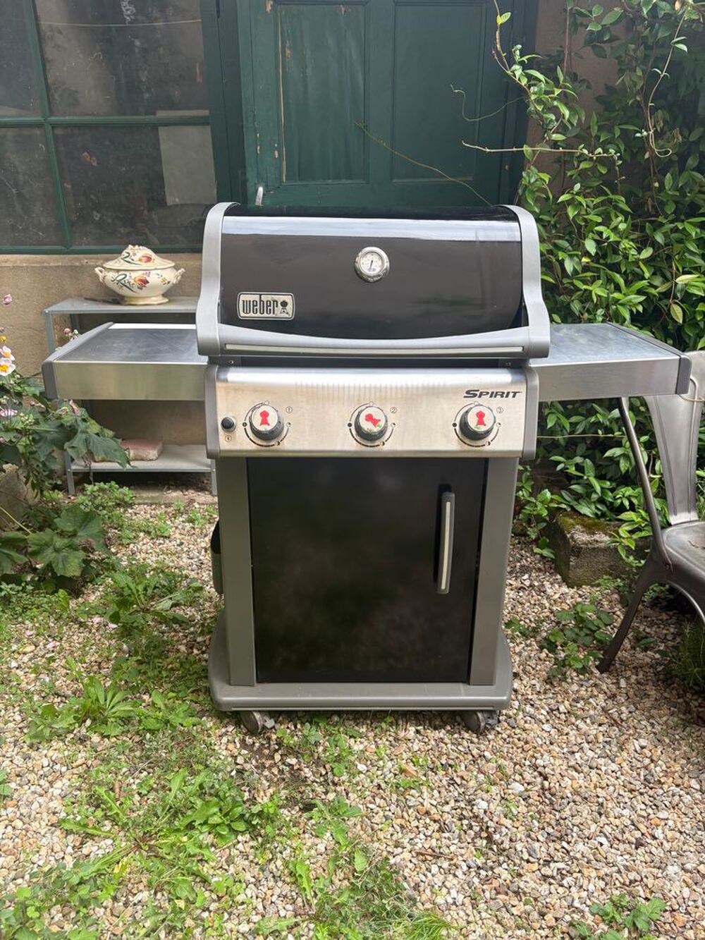 Barbecue &agrave; gaz Weber Jardin