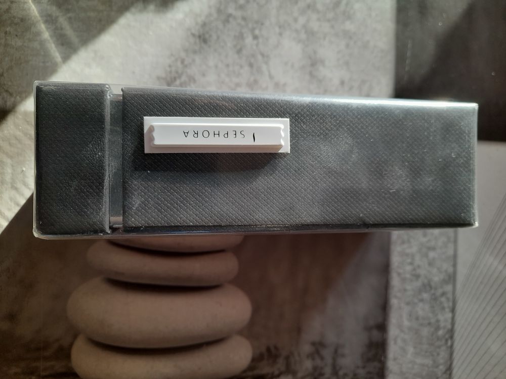 TOM FORD OUD WOOD NEUF Bijoux et montres