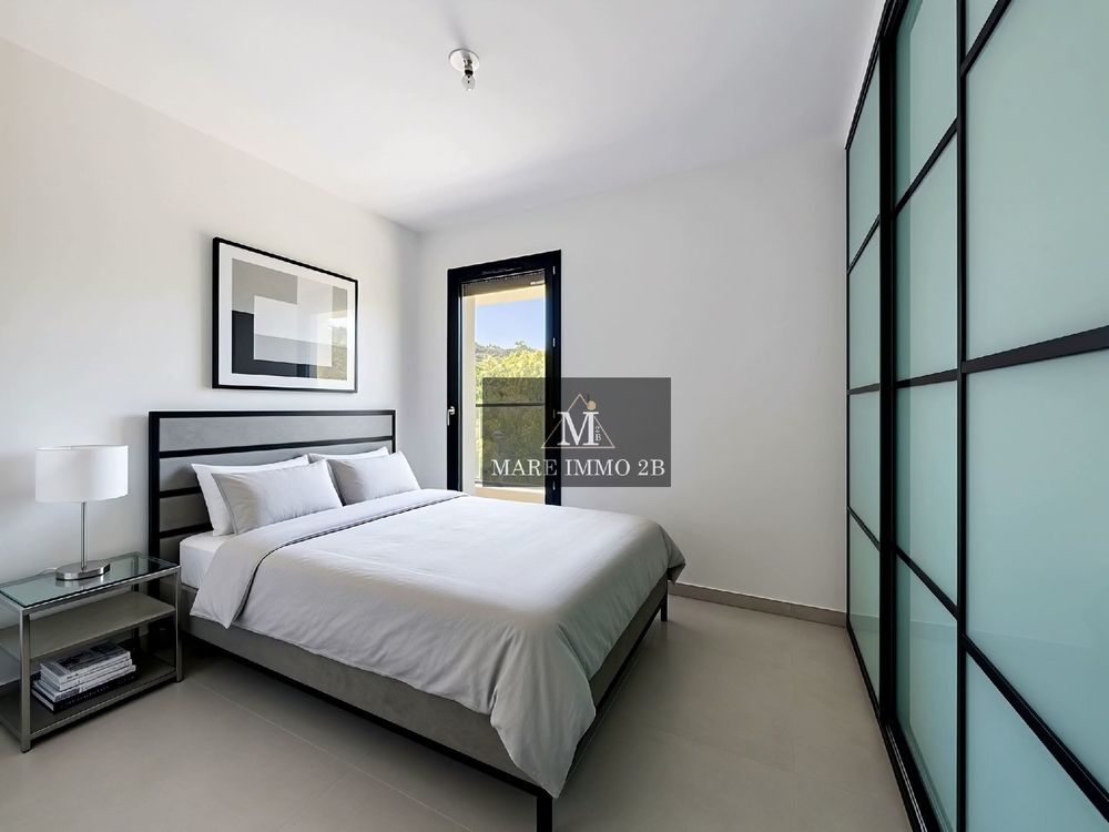 Vente Appartement Dernier étage avec ascenseur avec vue dégagée Calvi