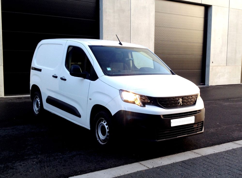Partner PARTNER FOURGON STANDARD 1000 KG BLUEHDI 75 BVM5 GRIP 2020 occasion 59000 Lille