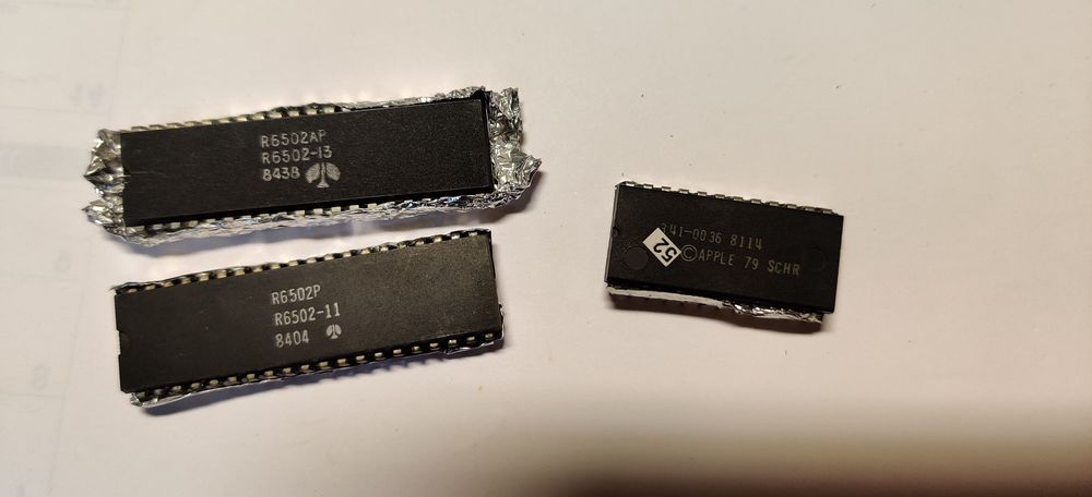 Composants pour APPLE II Matériel informatique