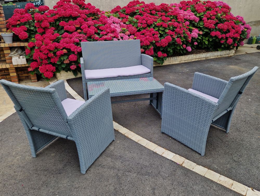Salon de jardin gris imitation rotin Meubles