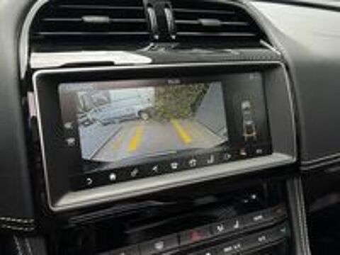 F-PACE F-Pace V6 3.0 D - 300 ch AWD BVA8 R-Sport 2017 occasion 59310 Auchy-lez-Orchies