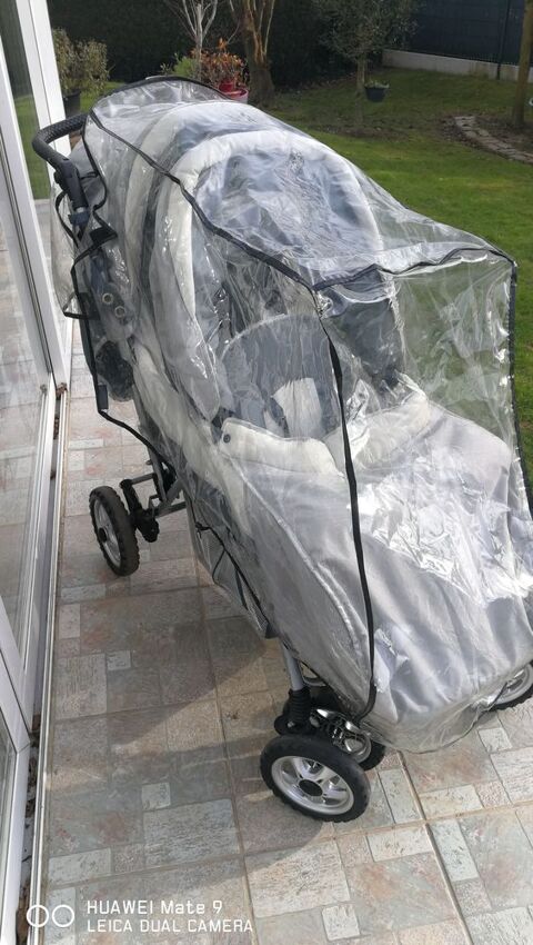 poussette 110 Grges (76)