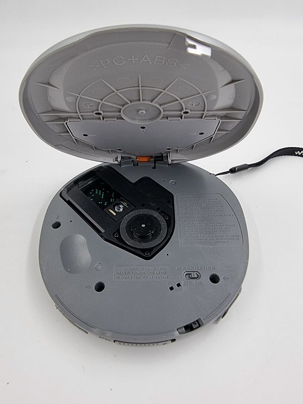 Lecteur CD portable Sony Walkman (model D-EJ620) Audio et hifi