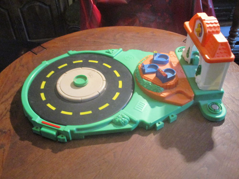 Circuit sonore pour petites voitures Jeux / jouets