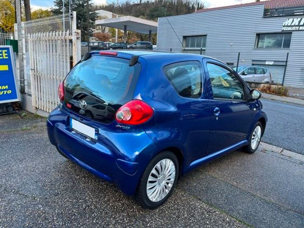 Aygo 1.0 VVT-i Les Bleus 2008 occasion 42700 Firminy