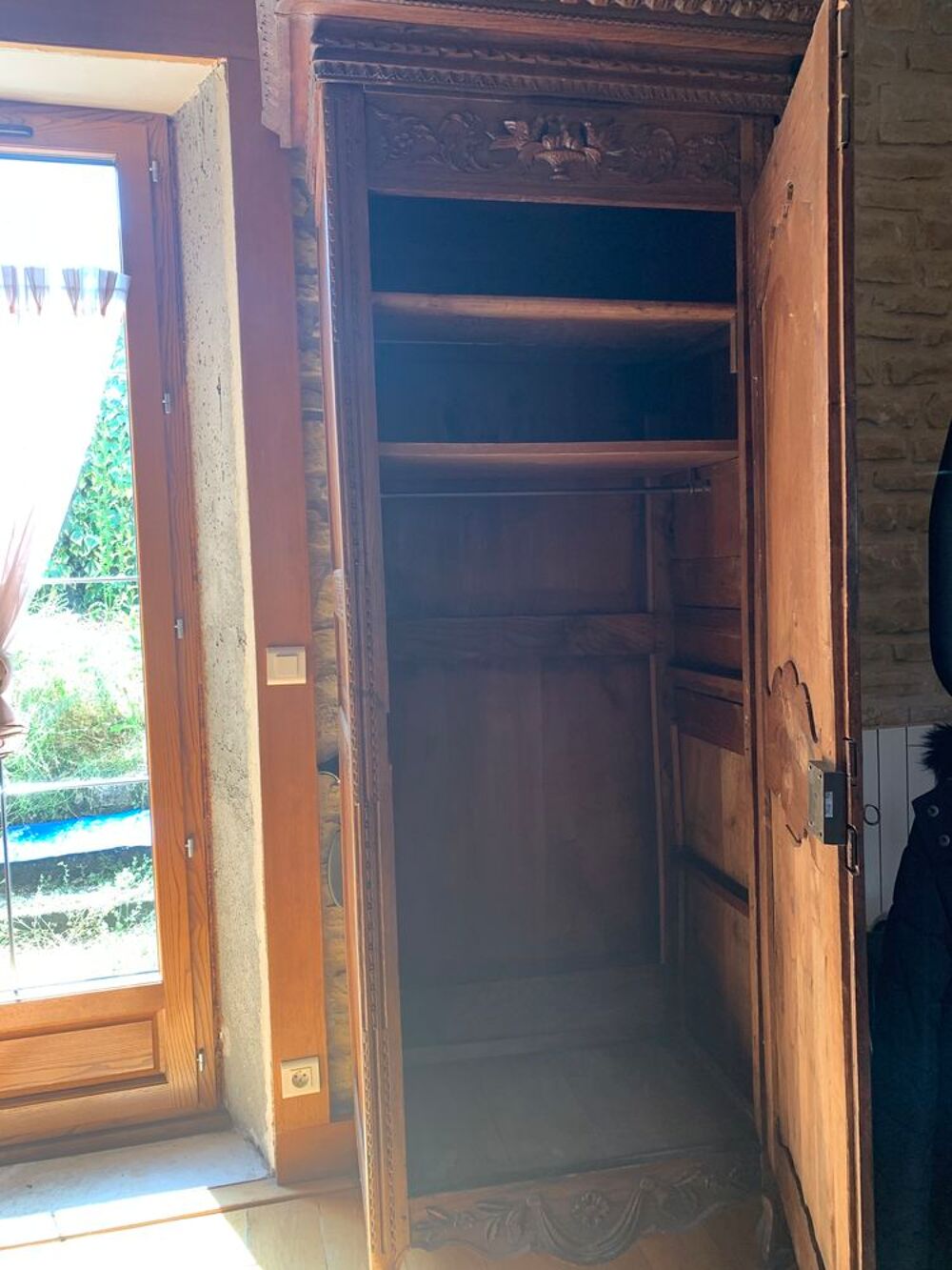 Armoire en ch&ecirc;ne "&nbsp;homme debout&nbsp;" Meubles
