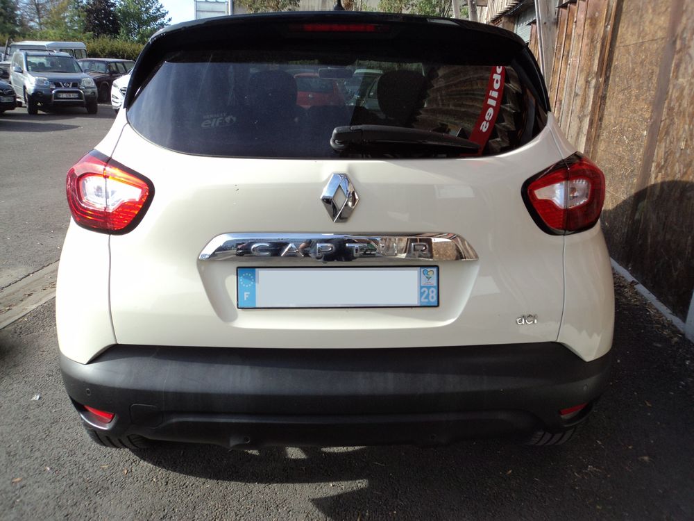 Captur dCi 90 Energy S&S eco&sup2; Intens 2014 occasion 78610 Le Perray-en-Yvelines