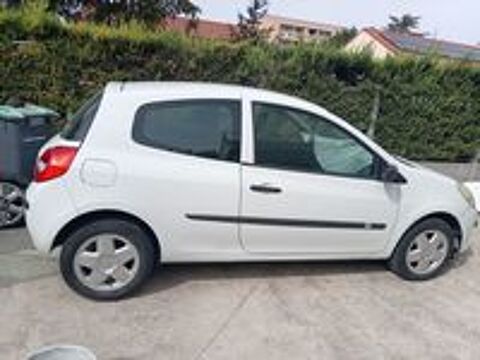 Clio III Clio 1.5 dCi 70 eco2 Dynamique 2008 occasion 63800 Cournon-d'Auvergne