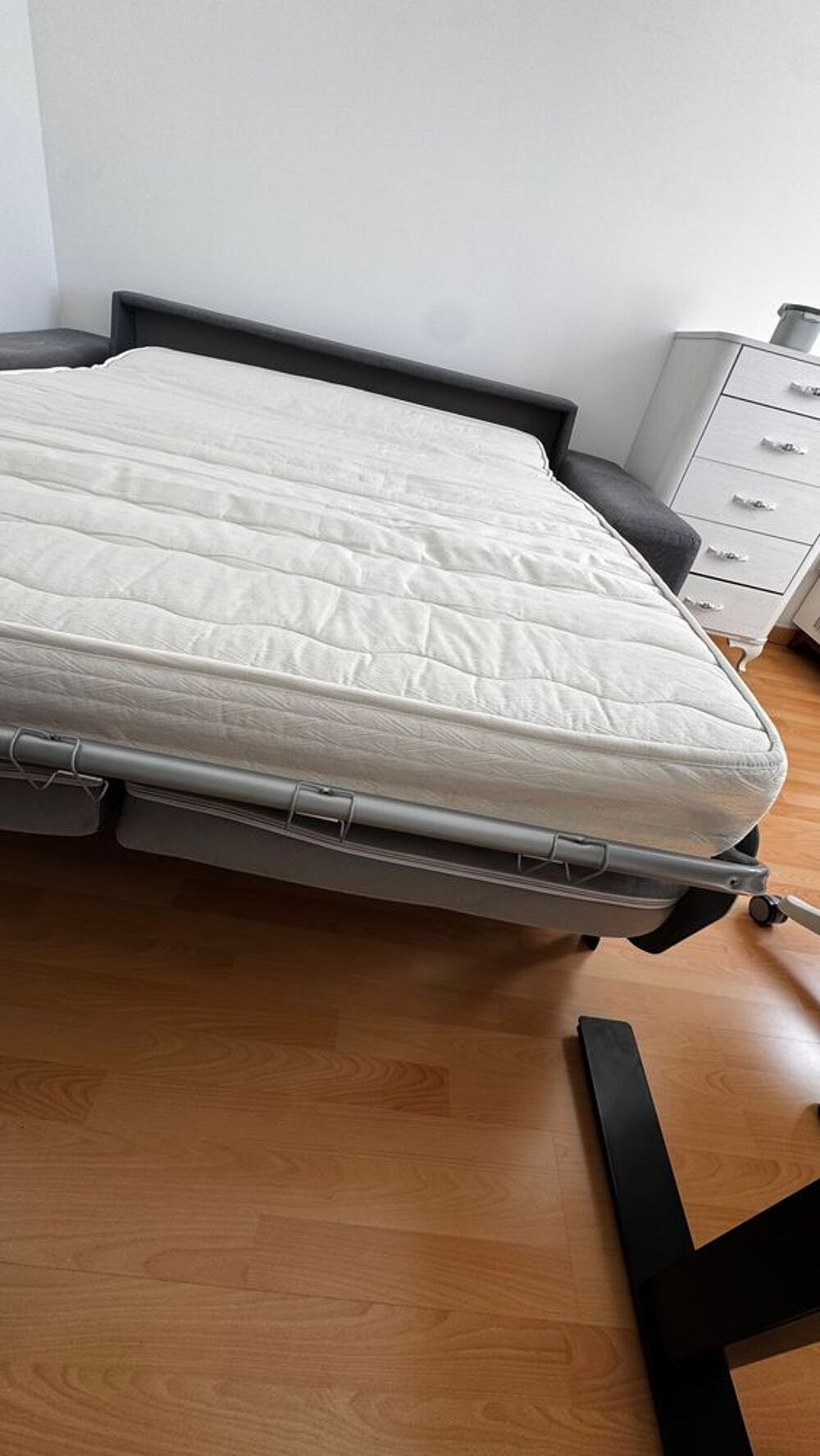 Canap&eacute; Lit Convertible 3 places &amp; Matelas 140x190x18 Meubles