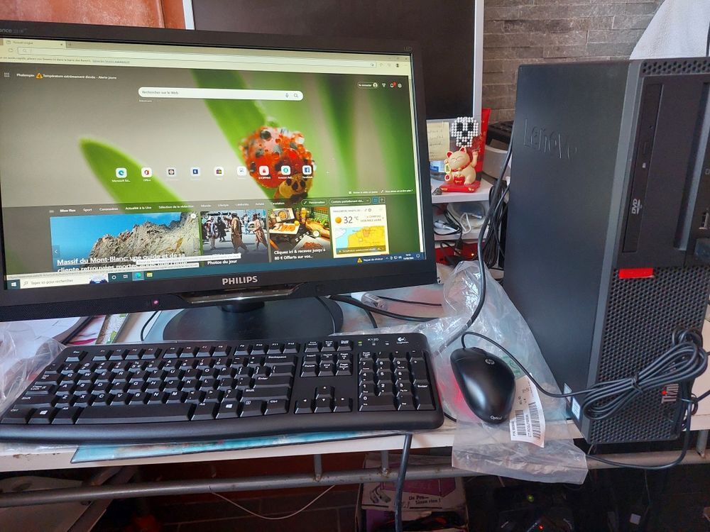 ensemble m720s lenovo et &eacute;cran Led 22 pouceS Matériel informatique
