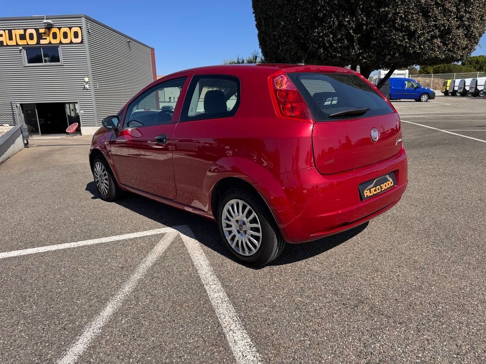 Punto 1.2 8V 65 Cult 2010 occasion 84290 Sainte-C&eacute;cile-les-Vignes