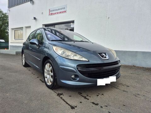 Peugeot 207 1.6 HDi 16v 90ch Ex&eacute;cutive Pack 2006 occasion Saint-L&eacute;ger-de-Lini&egrave;res 49070