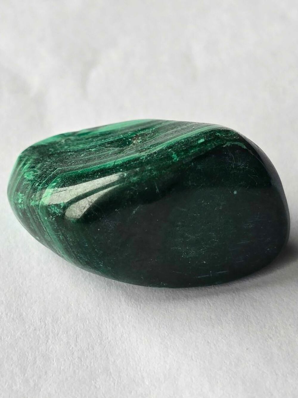 V&eacute;ritable Malachite de RDC-Superbes Rubanements Verts 14g 