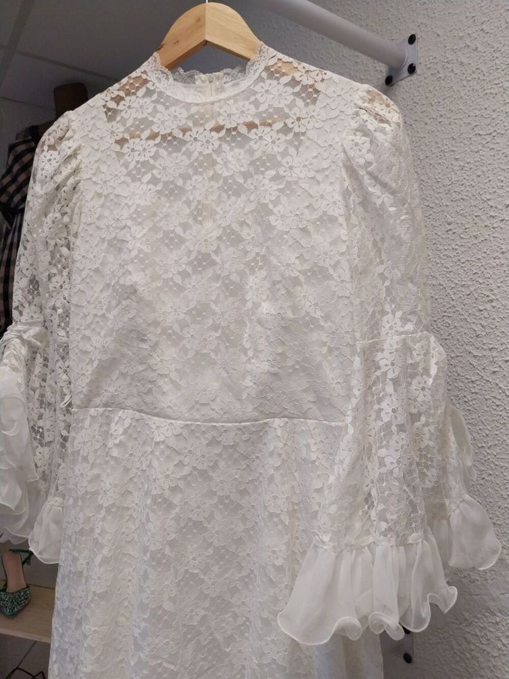 Robe mari&eacute;e vintage Vêtements