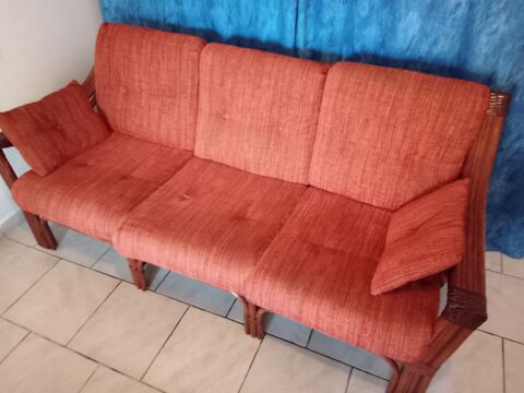 Canap� + fauteuil + repose pieds 80 Saint-Marcel-sur-Aude (11)