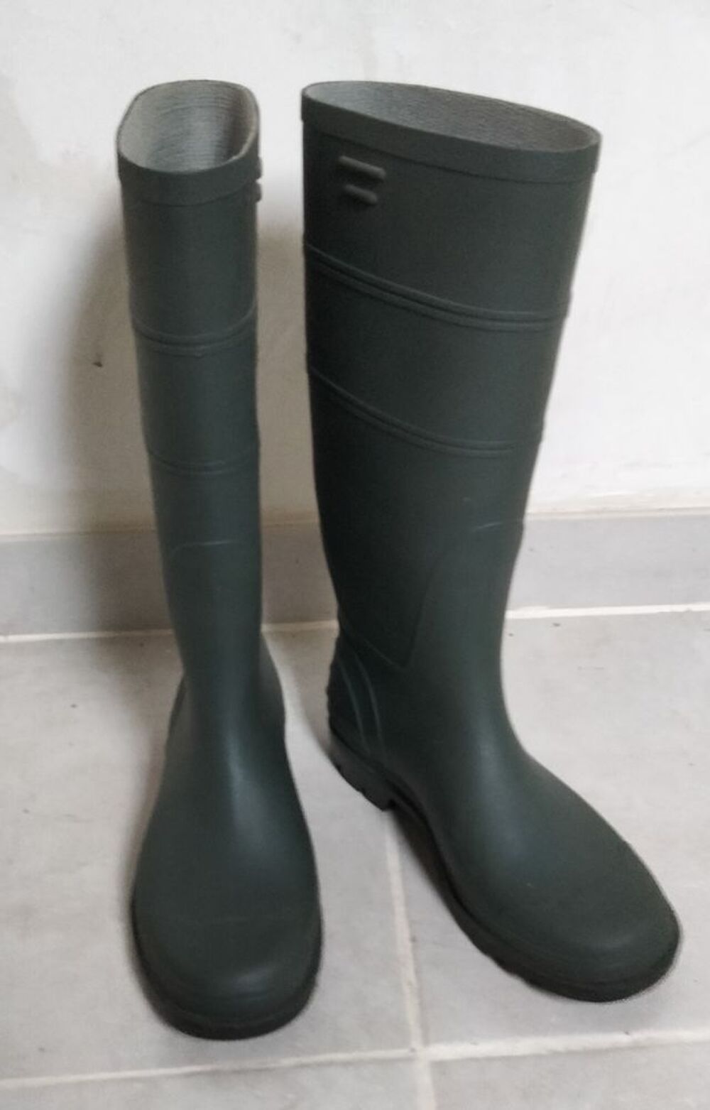 Botte de pluie femme Taille 41
Chaussures