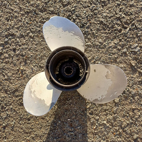 Pi&egrave;ces et &eacute;quipements Nautisme Pi&egrave;ces et &eacute;quipements Nautisme  occasion Le Bugue 24260