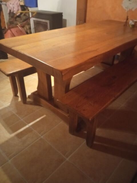 table monastre + bancs 400 Svrac (44)