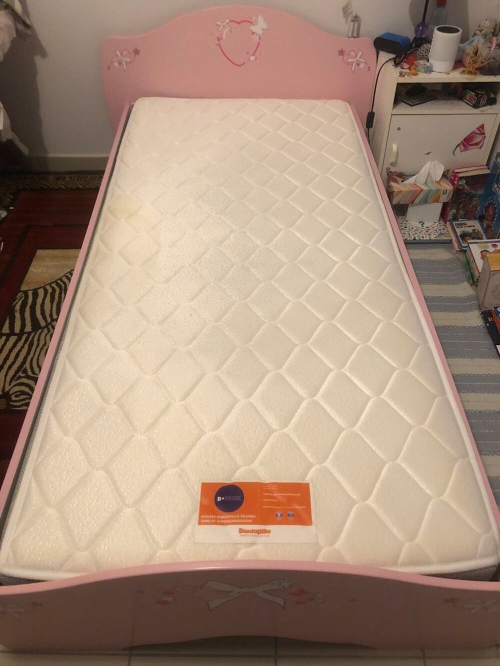 Lit enfant rose + matelas Meubles