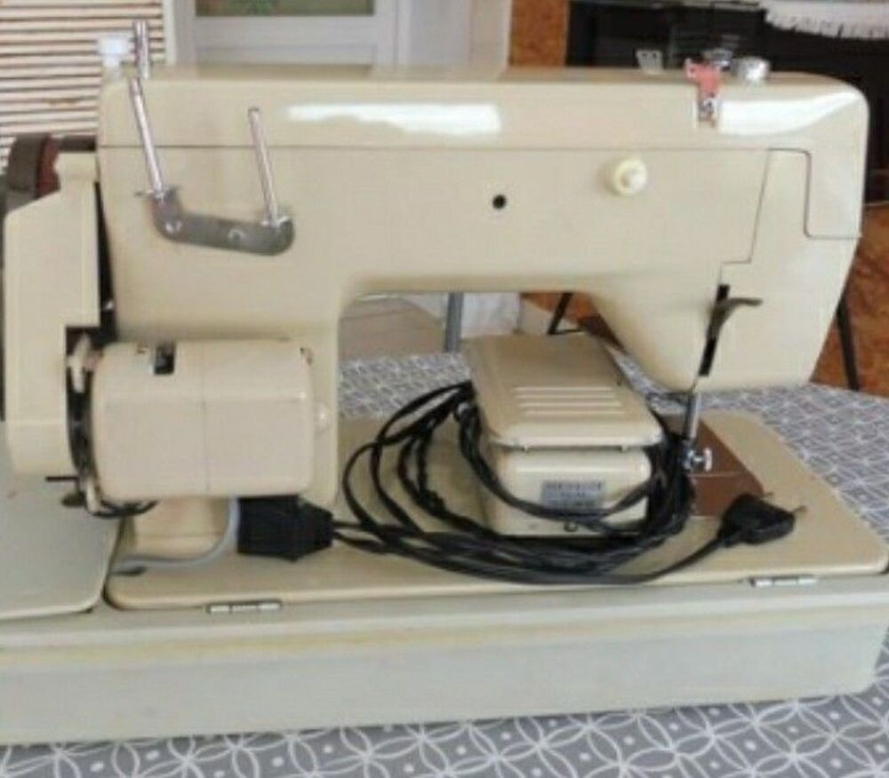 Machine &agrave; coudre Bricolage