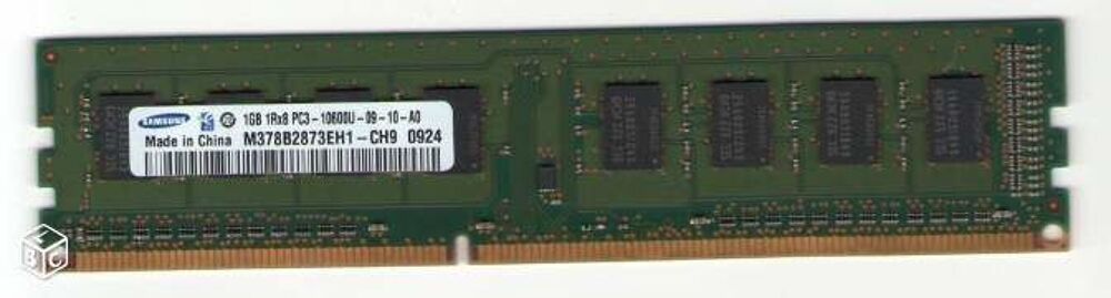 Barrette M&eacute;moire SAMSUNG DDR3 1Go PC3-10600 Matériel informatique