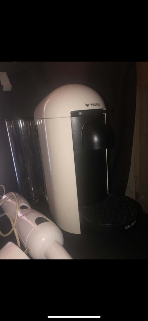Machine à café avec son lot 50 Broué (28)