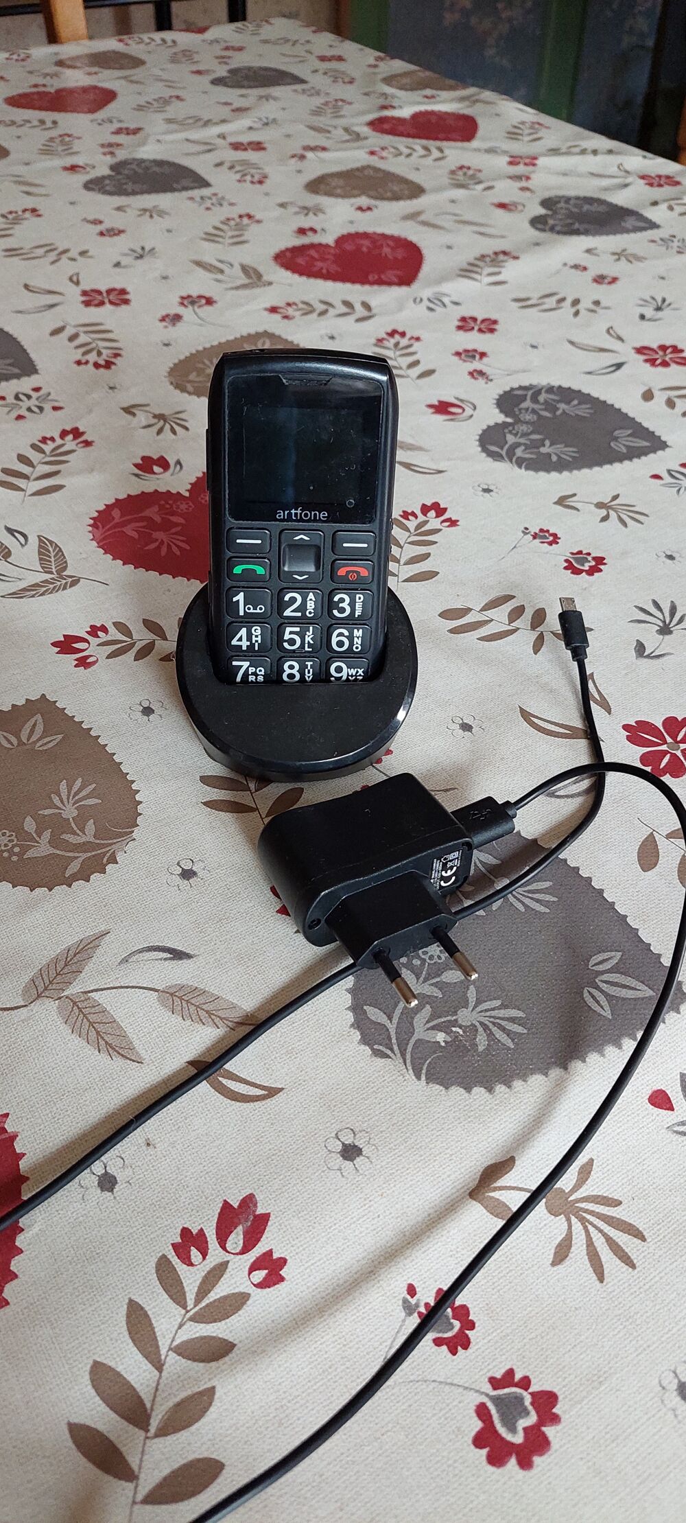 T&eacute;l&eacute;phone portable pour seniors Téléphones et tablettes