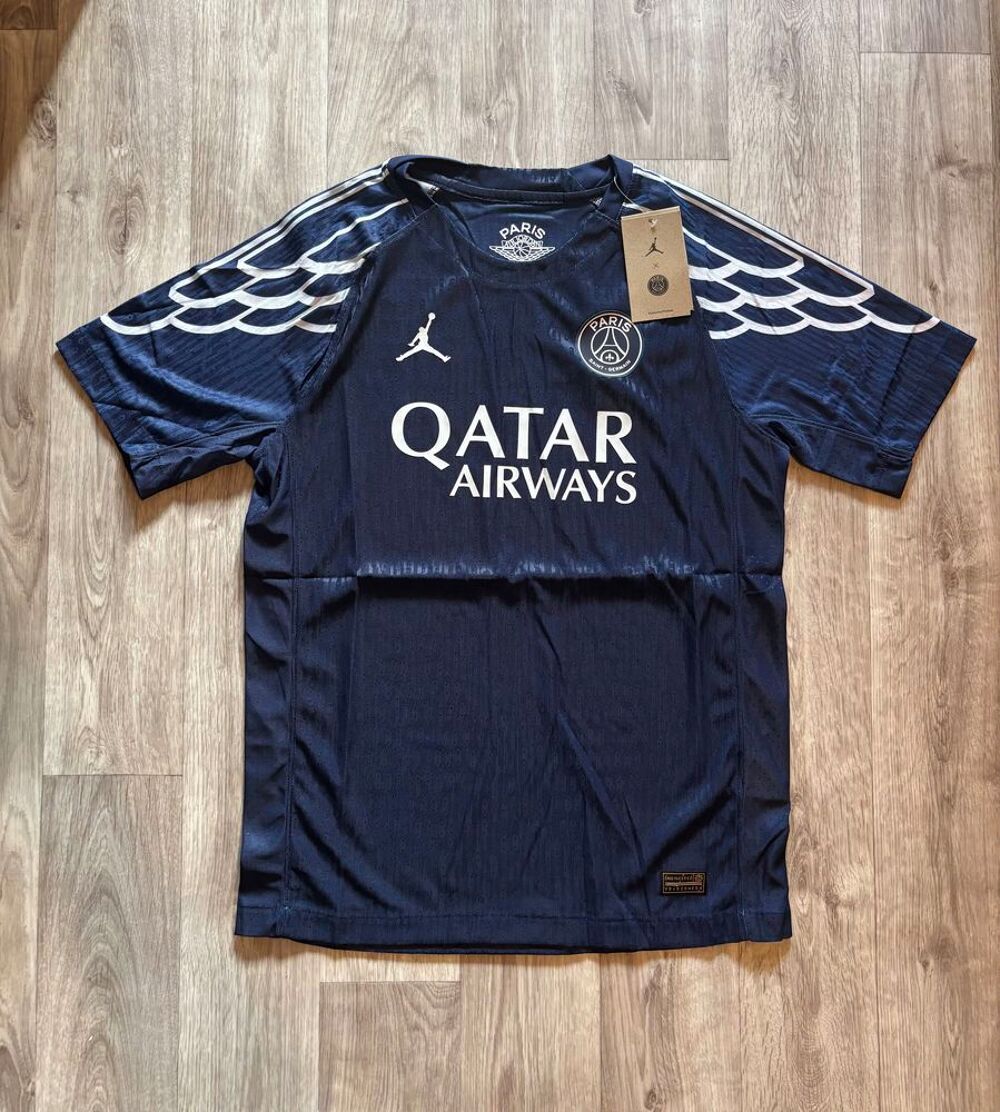 Maillot Paris Vêtements