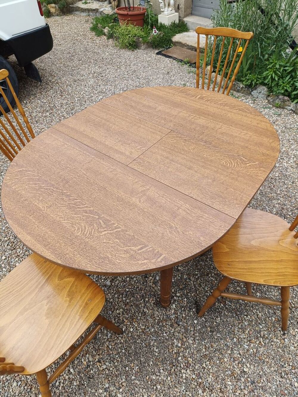 table avec chaises Meubles