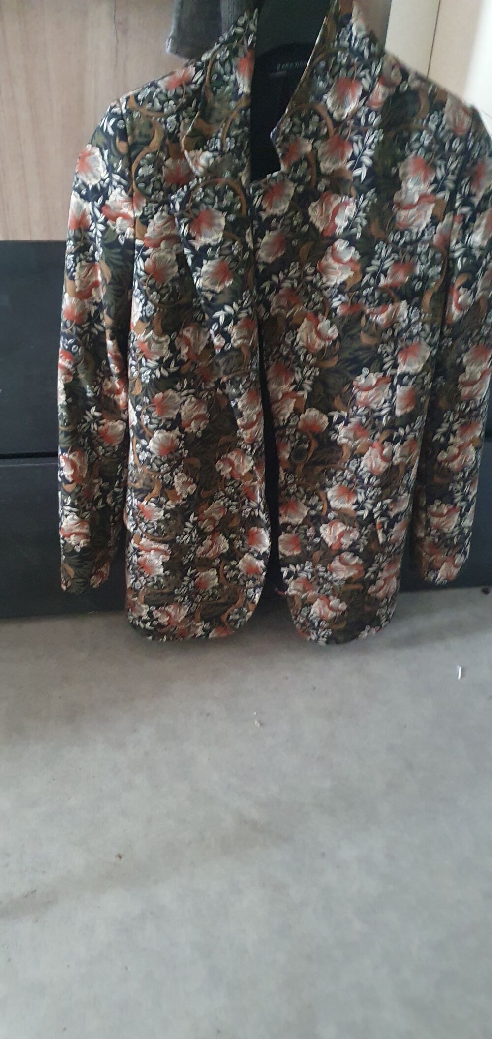 Je suis Audrey Invalide mes veste25eurmanteau 70eur Vêtements