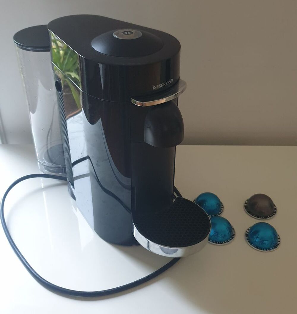 Cafeti&egrave;re VERTUO de NESPRESSO Electromnager